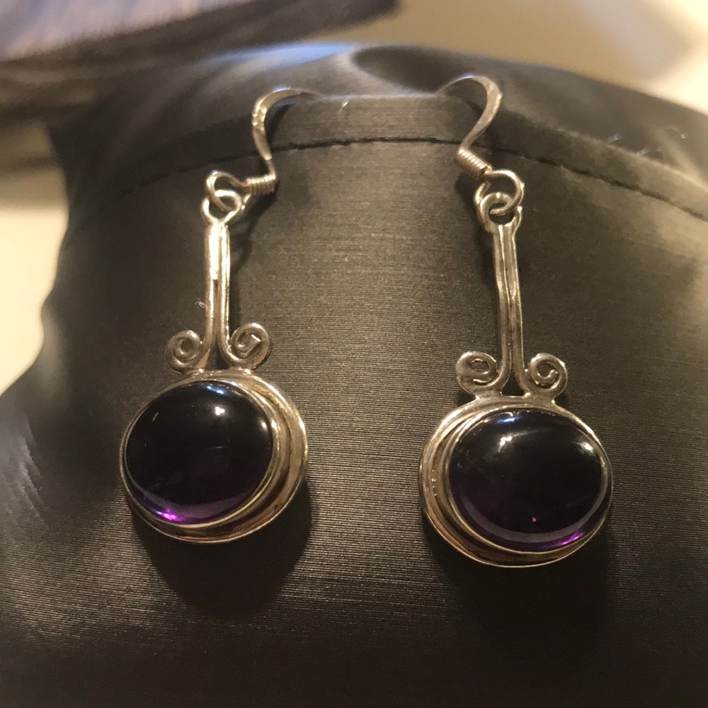 Amethyst dangle sterling silver earring